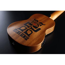 LAG BABYTKU150SE Tiki Uku Soprano Slim Arched Back Électro