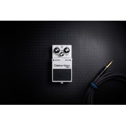 BOSS DS-1-WH  DISTORTION LIMITED EDITION WHITE