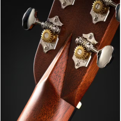 MARTIN OM-28