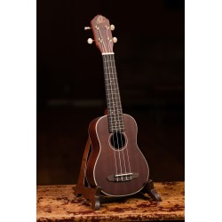 ORTEGA SOPRANO ACAJOU MASSIF RU10