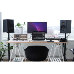 ADAM AUDIO T7V Enceinte de proximité active / 2 voix / Haut-parleur 7"