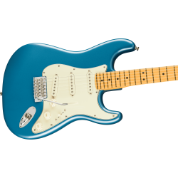 FENDER AM PRO CLASSIC STRATOCASTER FADED LAKE PLACID BLUE