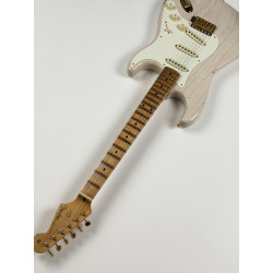 FENDER CUSTOM SHOP STRATOCASTER LTD 57 WHITE BLONDE RELIC GOLD HARDWARE MARY KAYE