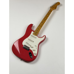 OCCASION FENDER CUSTOM SHOP 56 JOURNEYMAN FIESTA RED + ETUI