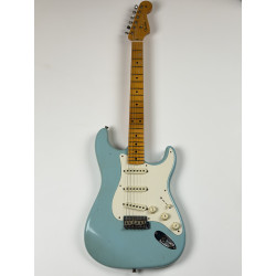 OCCASION FENDER CUSTOM SHOP STRATOCASTER  58 JOURNEYMAN DAPHNE BLUE + ETUI
