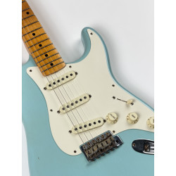 OCCASION FENDER CUSTOM SHOP STRATOCASTER  58 JOURNEYMAN DAPHNE BLUE + ETUI