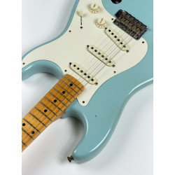 OCCASION FENDER CUSTOM SHOP STRATOCASTER  58 JOURNEYMAN DAPHNE BLUE + ETUI