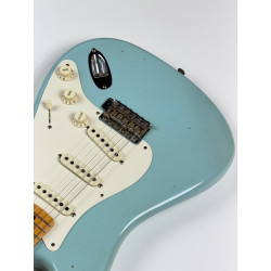 OCCASION FENDER CUSTOM SHOP STRATOCASTER  58 JOURNEYMAN DAPHNE BLUE + ETUI