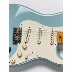 OCCASION FENDER CUSTOM SHOP STRATOCASTER  58 JOURNEYMAN DAPHNE BLUE + ETUI