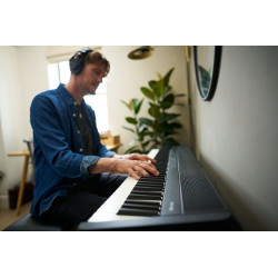 ROLAND FP-40 BLACK