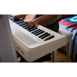 ROLAND FP-40 WHITE